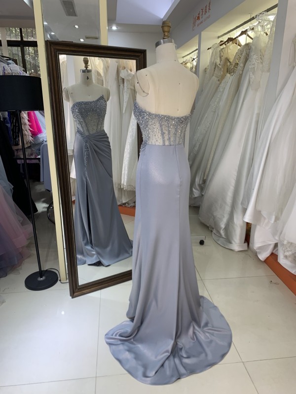 2025 Elegant Irregular Neck Sleeveless Crystal Beads Evening Dress with Stones Waist Pleat High Slit Zipper Back Party Dress
