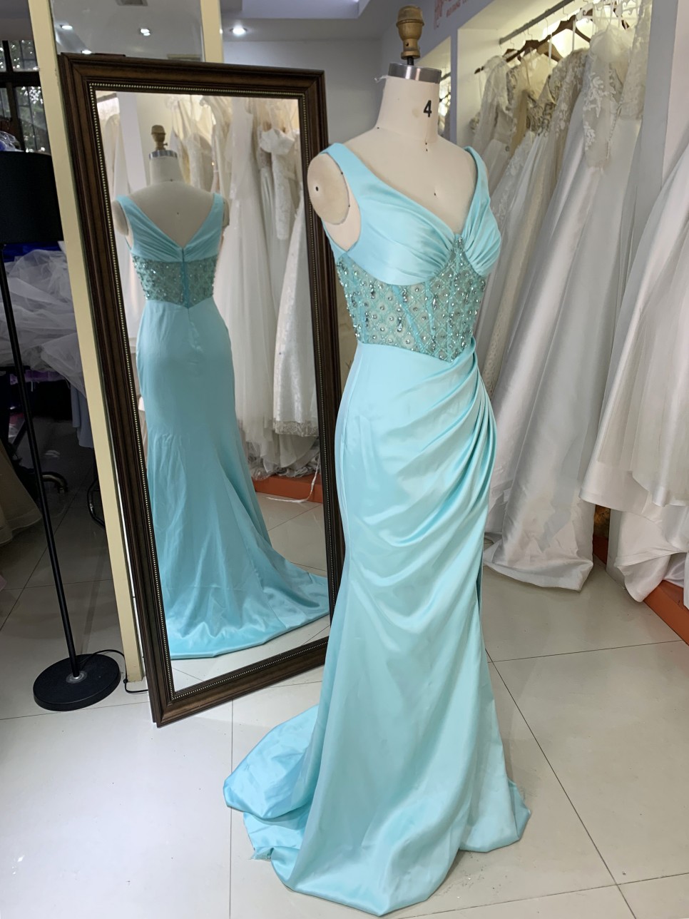 2025 Custom Light Blue Spaghetti Prom Dresses V-Neck Mermaid Crystal Beads Formal Party Dress with Slit Long Satin for Women