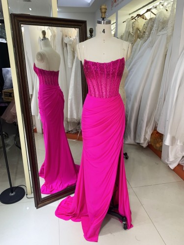 2025 High Quality Wholesale Fitted Prom Dress Rhinestone Mermaid Strapless Rhinestone Pleated Long Satin Fabric Prom Dress