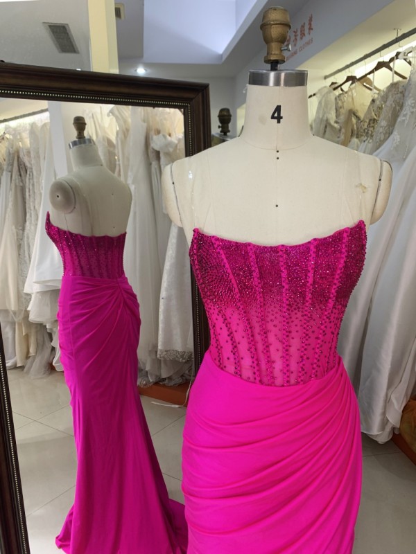 2025 High Quality Wholesale Fitted Prom Dress Rhinestone Mermaid Strapless Rhinestone Pleated Long Satin Fabric Prom Dress