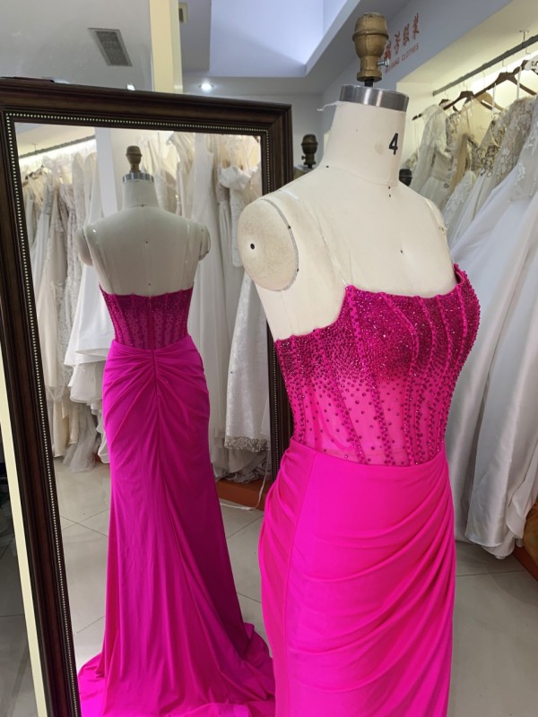 2025 High Quality Wholesale Fitted Prom Dress Rhinestone Mermaid Strapless Rhinestone Pleated Long Satin Fabric Prom Dress