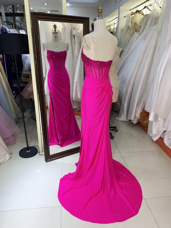 2025 High Quality Wholesale Fitted Prom Dress Rhinestone Mermaid Strapless Rhinestone Pleated Long Satin Fabric Prom Dress