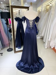 2025 Elegant Navy Blue V-Neck Satin Prom Dress with Crystal-Embellished Beaded Waist High Slit and Sequined Evening Dress
