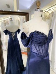 2025 Elegant Navy Blue V-Neck Satin Prom Dress with Crystal-Embellished Beaded Waist High Slit and Sequined Evening Dress