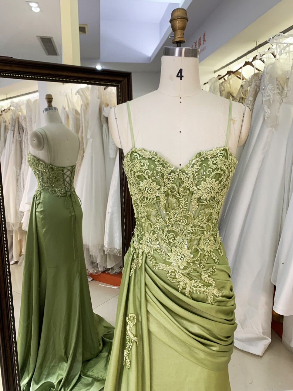 Wholesale Green Embroidery Corset Hand Pleated Lace up Back Long Gown Prom Evening Dress 2026