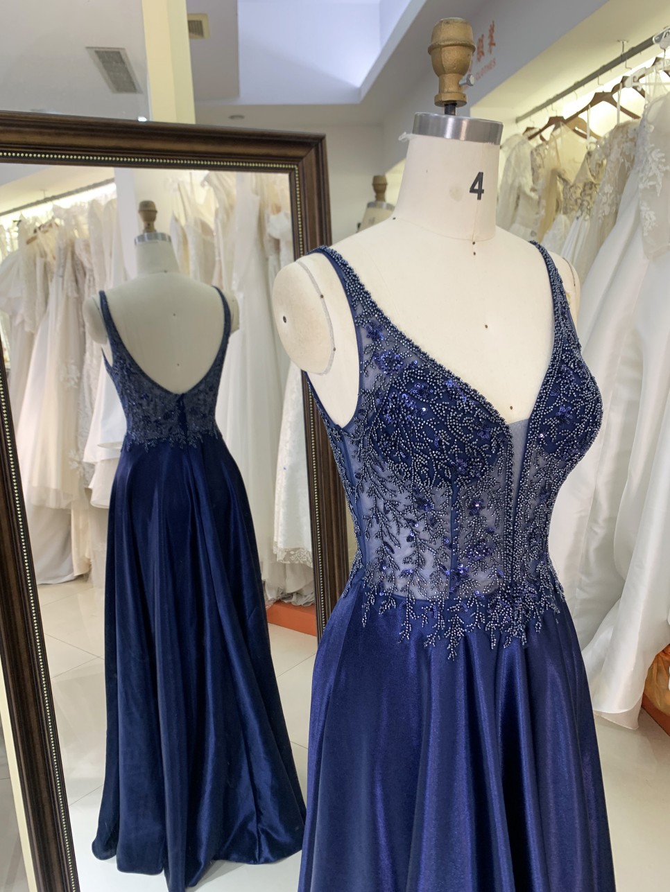 Beautiful Floor Length Wide Straps V Back Sleeveless Formal Prom Dresses Elegant Evening Dresses for Women