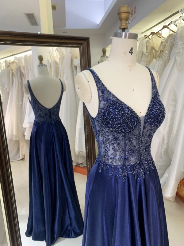 Beautiful Floor Length Wide Straps V Back Sleeveless Formal Prom Dresses Elegant Evening Dresses for Women