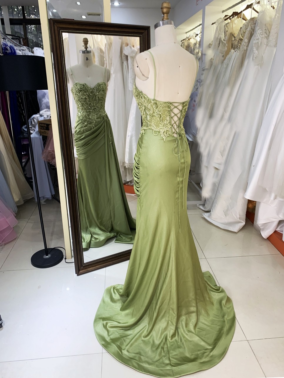 Wholesale Green Embroidery Corset Hand Pleated Lace up Back Long Gown Prom Evening Dress 2026