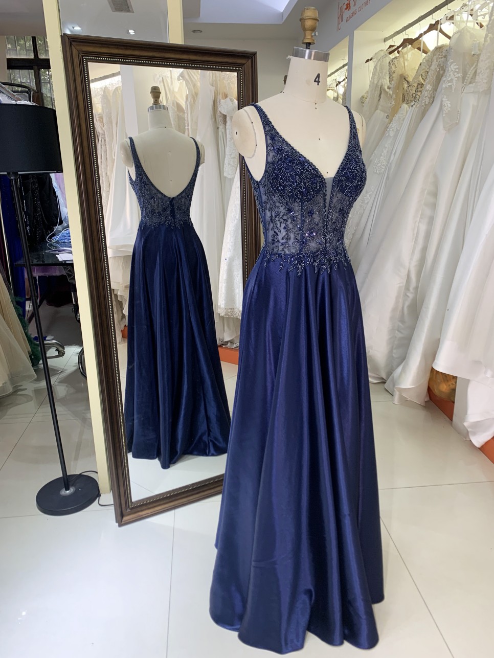 Beautiful Floor Length Wide Straps V Back Sleeveless Formal Prom Dresses Elegant Evening Dresses for Women