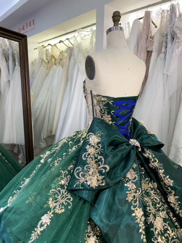 Quinceanera Dress Ball Gown Birthday Girls with butterfly Sweet 16 Dress Vestido Princess Prom Party Dress