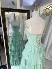 Women's High-End Ball Gown Prom Dress Boning Bodice Ruffle Princess Skirt with Sweetheart Evening Dresses Sleeveless