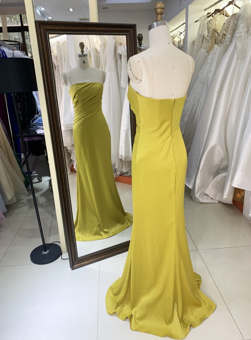 2025 Turmeric Fitted Evening Dress Square Collar Mermaid Strapless Pleated Design Zipper Back Long Satin Fabric Prom Dress