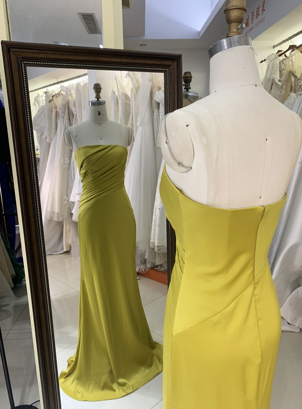 2025 Turmeric Fitted Evening Dress Square Collar Mermaid Strapless Pleated Design Zipper Back Long Satin Fabric Prom Dress