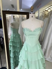 Women's High-End Ball Gown Prom Dress Boning Bodice Ruffle Princess Skirt with Sweetheart Evening Dresses Sleeveless