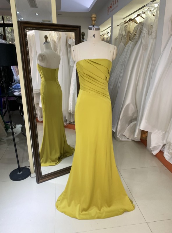 2025 Turmeric Fitted Evening Dress Square Collar Mermaid Strapless Pleated Design Zipper Back Long Satin Fabric Prom Dress