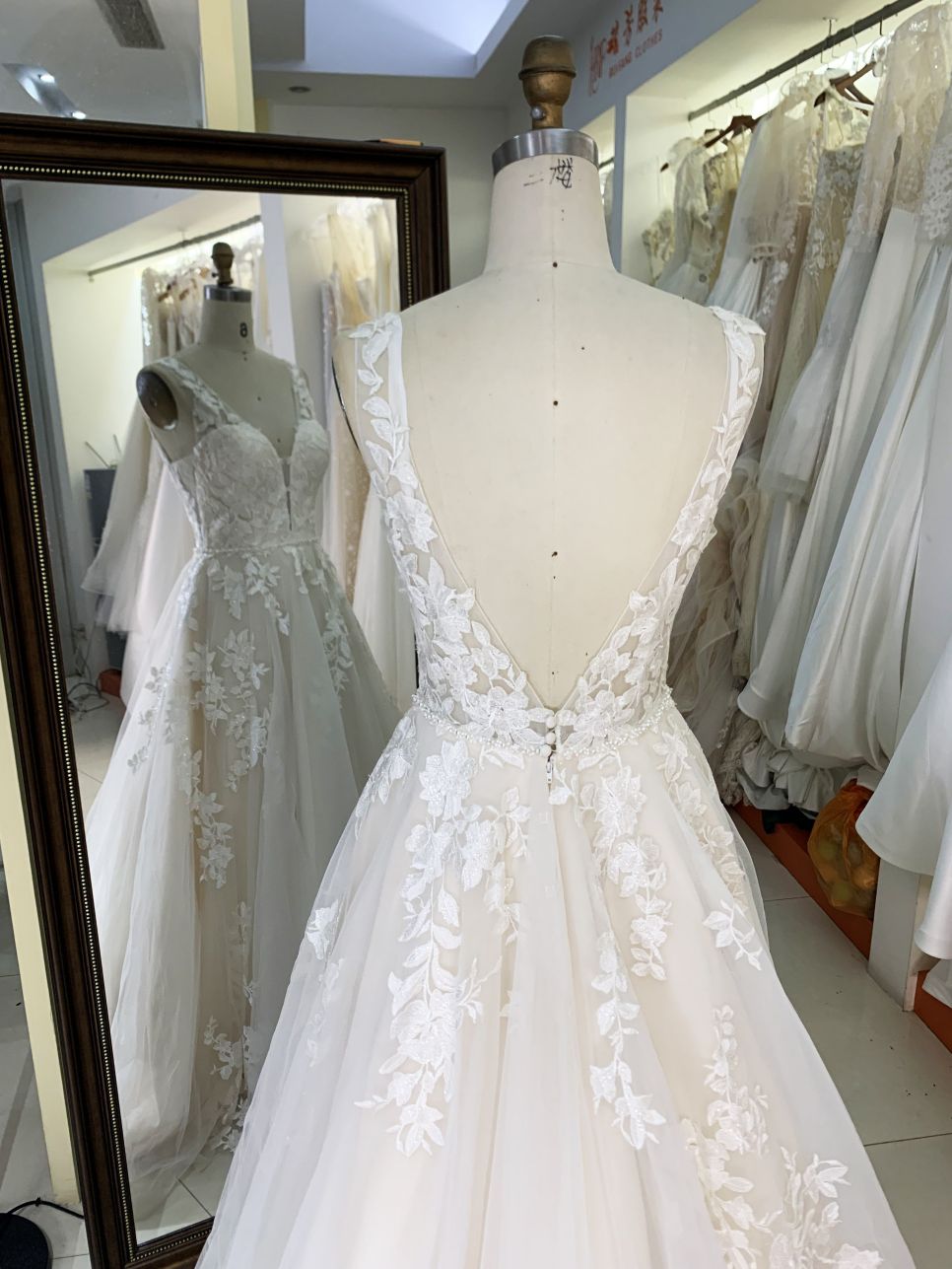 2026 Elegant Sleeve Lace Flower V-neck with 3D Flower Bridal Floor-Length Wedding Gown