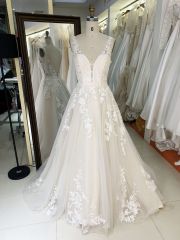 2026 Elegant Sleeve Lace Flower V-neck with 3D Flower Bridal Floor-Length Wedding Gown