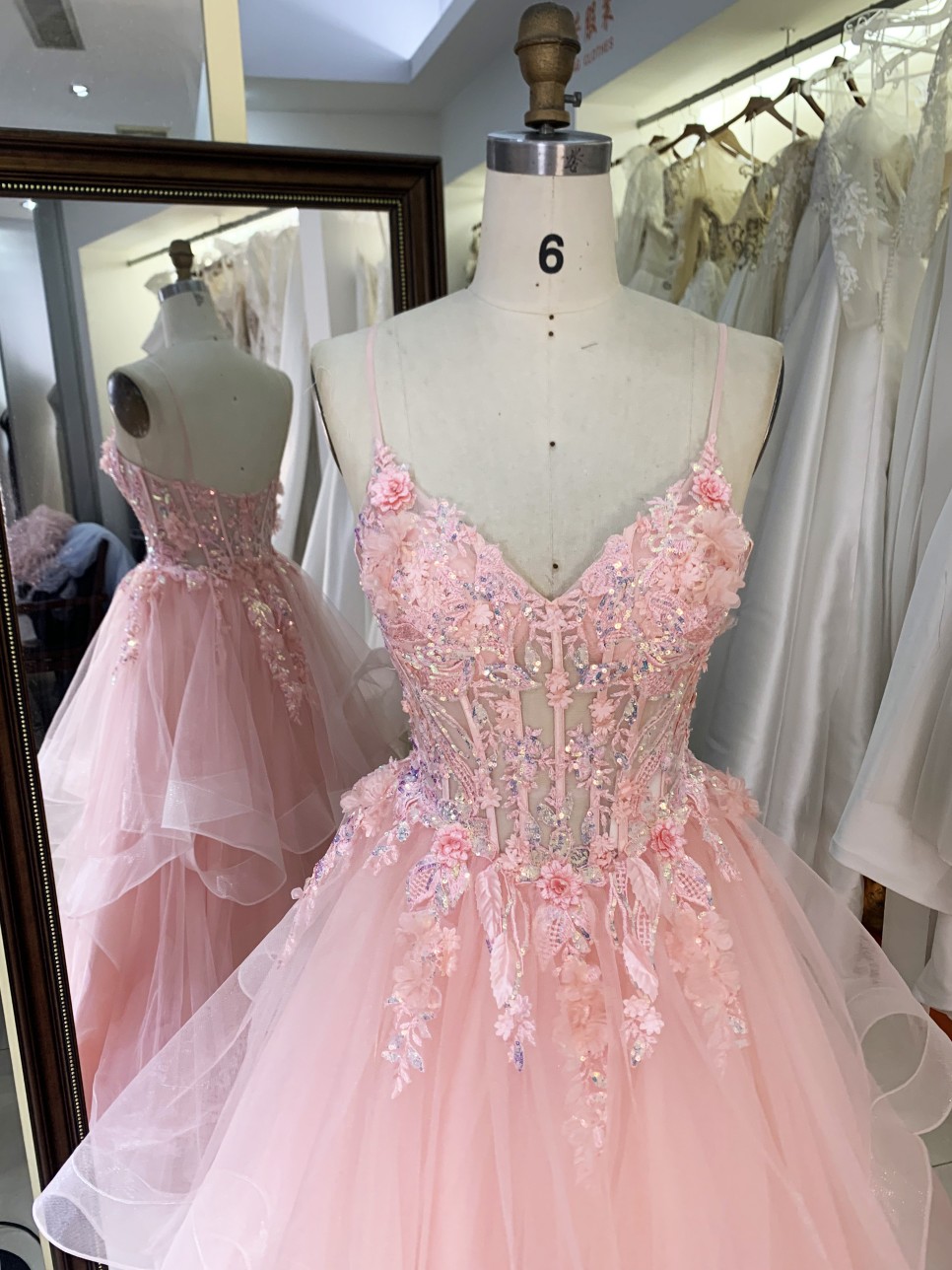 Wholesale Corset Embroidery Tulle Ruffle Skirt Sleeveless Zipper Back Prom Evening Dresses with 3D Flowers