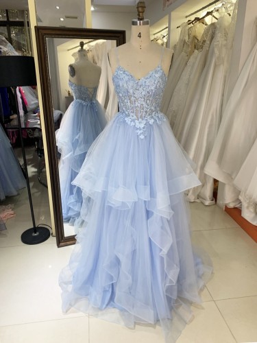 2025 High Quality Wholesale fairy Princess Fluffy Lace Baby Blue Ruffle V-neck Prom Dresses Sleeveless Evening Dress