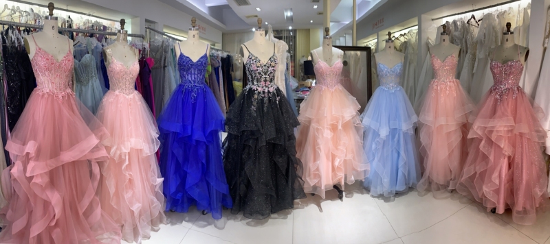 Latest Design Prom Dresses pink Color with Lace up Back Flowers Decorated Dress 2026