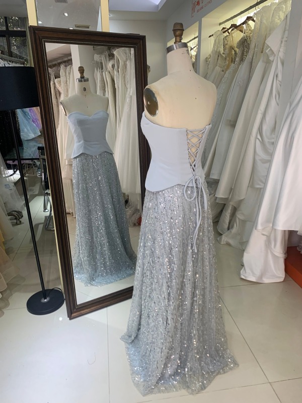 2025 Gray Stunning Fitted Evening Gown Women's Luxury Evening Dress Shawl Formal Party Dress Long Dress for Girls