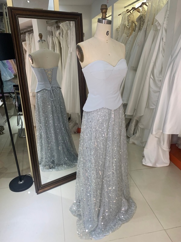 2025 Gray Stunning Fitted Evening Gown Women's Luxury Evening Dress Shawl Formal Party Dress Long Dress for Girls