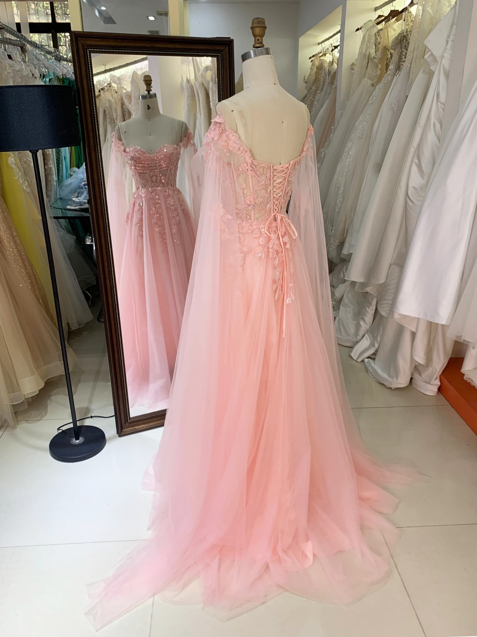 Sparkle Pink A-Line Evening Party Gown Glitter Spaghetti Strap Sweetheart Crystal Prom Dress Sweep Floor-Length Princess