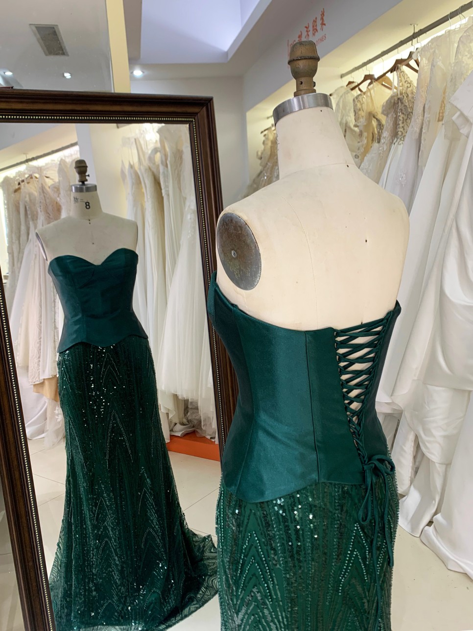 Chic Emerald Green Mermaid Gown 2pc Corset Backless Embellishment Sparkly Crocheted Party Style Dress Natural Perfect Style