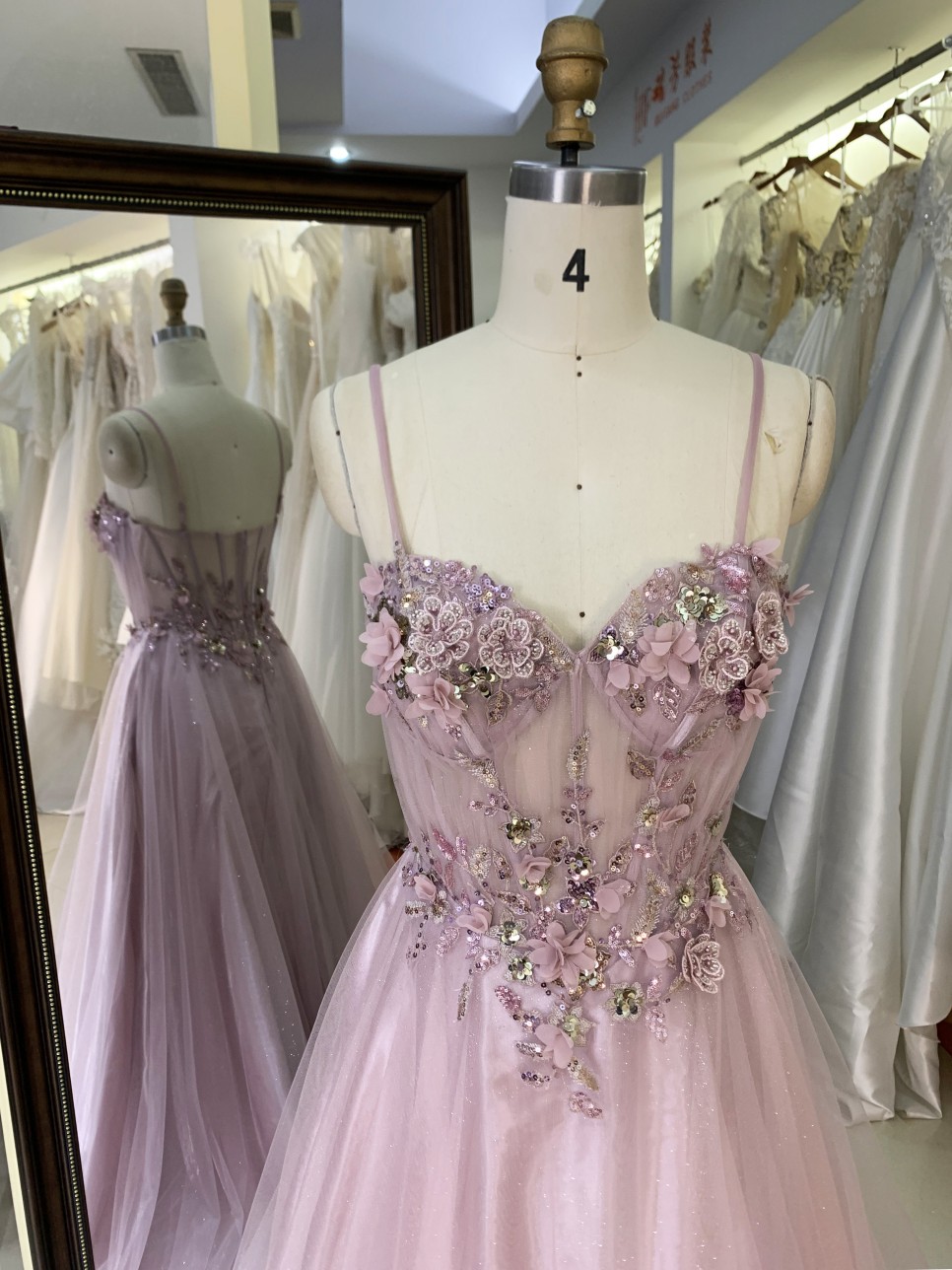 Chic Dark Rose Elegant Princess Sleeveless A-Line Tulle Prom Plunging V-Neck Open Back Romantic Floor-Length Evening Wear