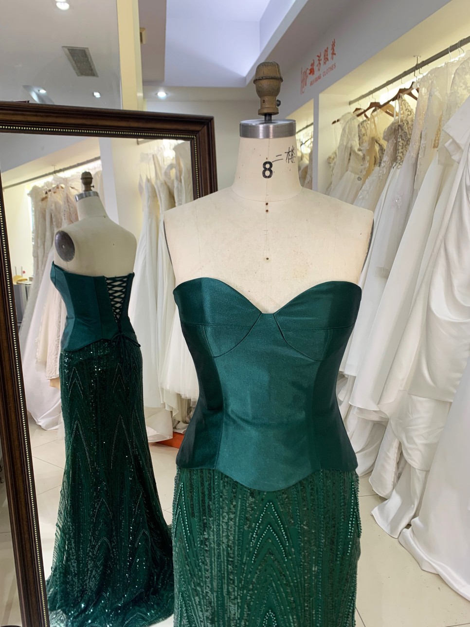 Chic Emerald Green Mermaid Gown 2pc Corset Backless Embellishment Sparkly Crocheted Party Style Dress Natural Perfect Style