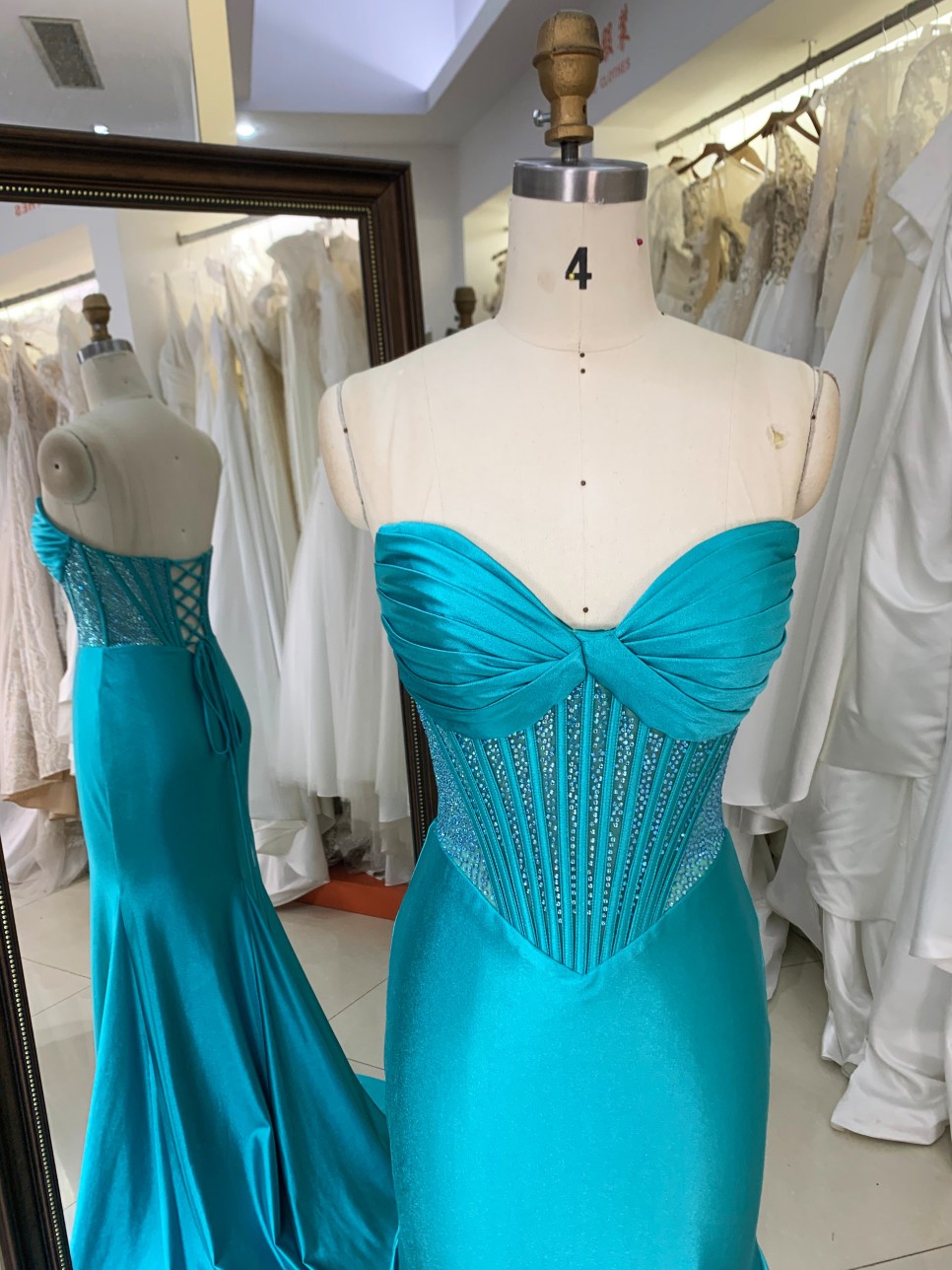 2026 Elegant Beautiful Floor Length Off the Shoulder with Lace up Back Split Slim Party Evening Dress