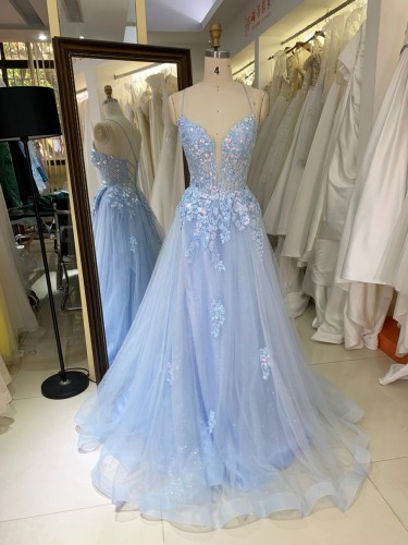 Wholesale Ruffle Fashion Elegant Blue A-Line Prom Dress with Lace Flower Embroidery Party-Style Prom Evening Gown Dress
