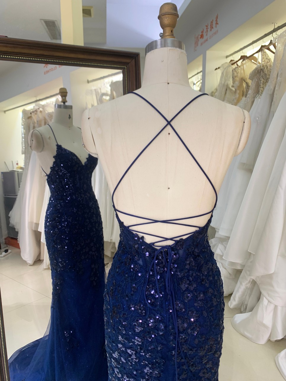 Navy Blue Embroidered Flowers Mermaid Prom Evening Dress with V Neck Ball Gown Sweep for Annual Meeting Party Ceremonies