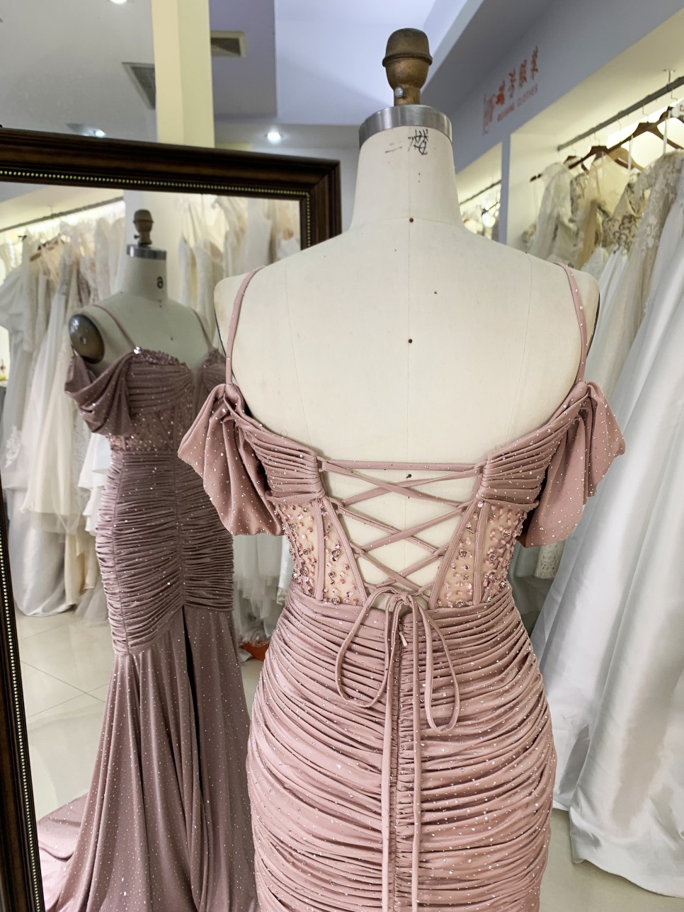Elegant Long Evening Dress off Shoulder Floor Length with Special Design Formal Party Evening Dresses for Women