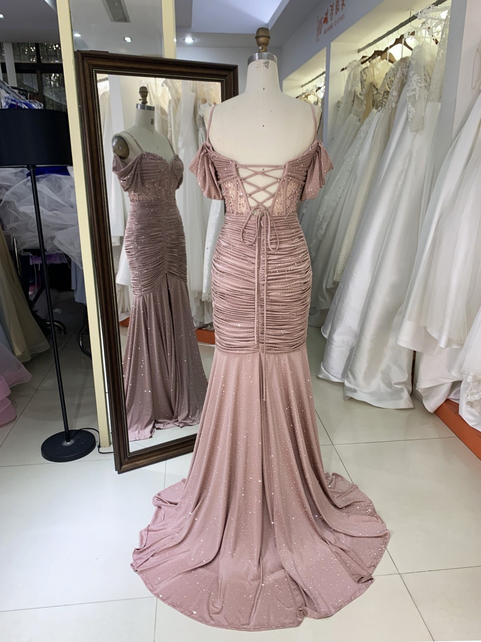 Elegant Long Evening Dress off Shoulder Floor Length with Special Design Formal Party Evening Dresses for Women
