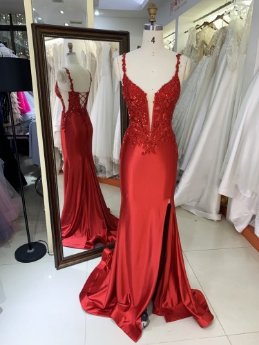 Wholesale Women's Elegant Long Party Dresses Ball Gown Dress with Embroidery V-neck Lace-up Back for Party Evening Wear