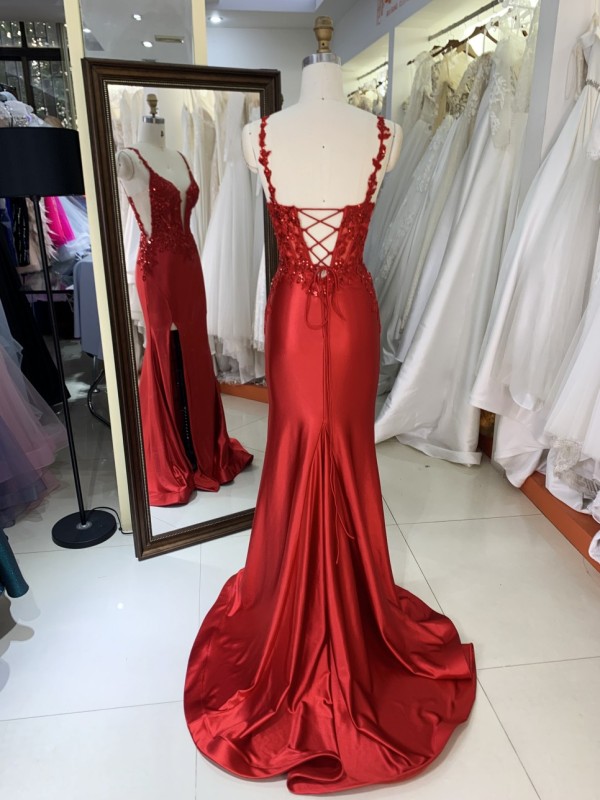 Wholesale Women's Elegant Long Party Dresses Ball Gown Dress with Embroidery V-neck Lace-up Back for Party Evening Wear