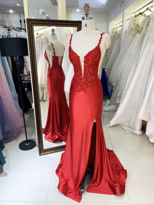 Wholesale Women's Elegant Long Party Dresses Ball Gown Dress with Embroidery V-neck Lace-up Back for Party Evening Wear
