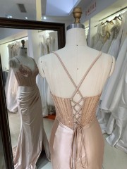 Factory Wholesale champagne Corset Sequin Lace up Back Satin Pleated Fitted Prom Dresses with Slit