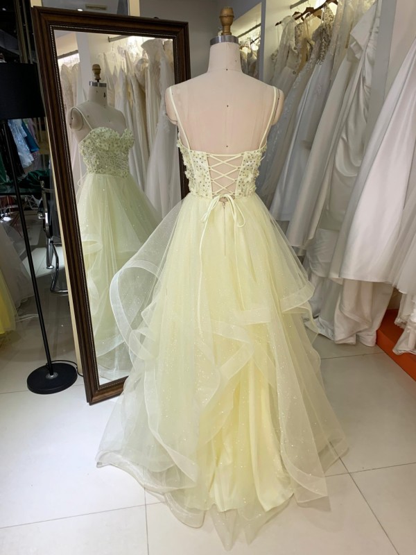 2025 Light Yellow Fluffy Sequined Lace Embroidery A-Line Floor-Length Sleeveless V-Neck Princess Formal Prom Dress Asymmetric