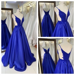 Factory Wholesale Royal Sleeveless Shiny Satin Embroidery See Through a Line Prom Dresses