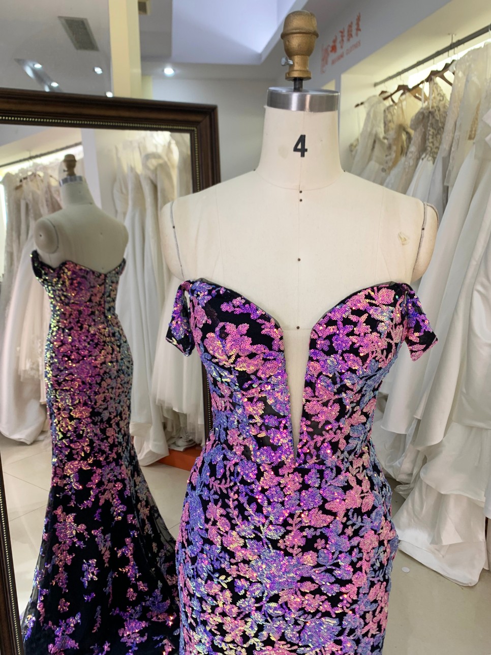 Off Shoulder New Design With Flowers Sequin Beading Mermaid Evening Dresses Luxury Decorated Prom Dresses