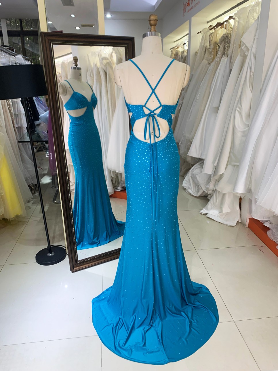 2025 New Ocean Blue V Neck Mermaid Spaghetti Straps Pleat Sweep Train Floor-length Prom Dress for Teenagers