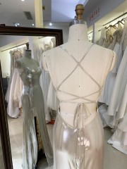 2026 Champagne Satin Trumpet/Mermaid Natural Waist Evening Gown Spaghetti Straps Pleat Sweep Train Solid Floor-length Prom Dress