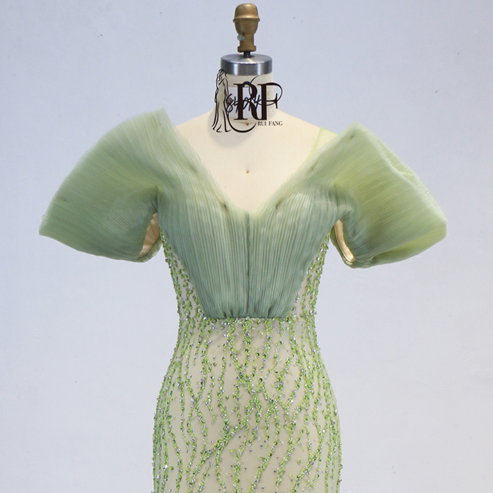 2026 Chic Luxury Sage Green Mermaid Evening Dresses Elegant Off the Shoulder Style for ARABIC Formal Party Gowns