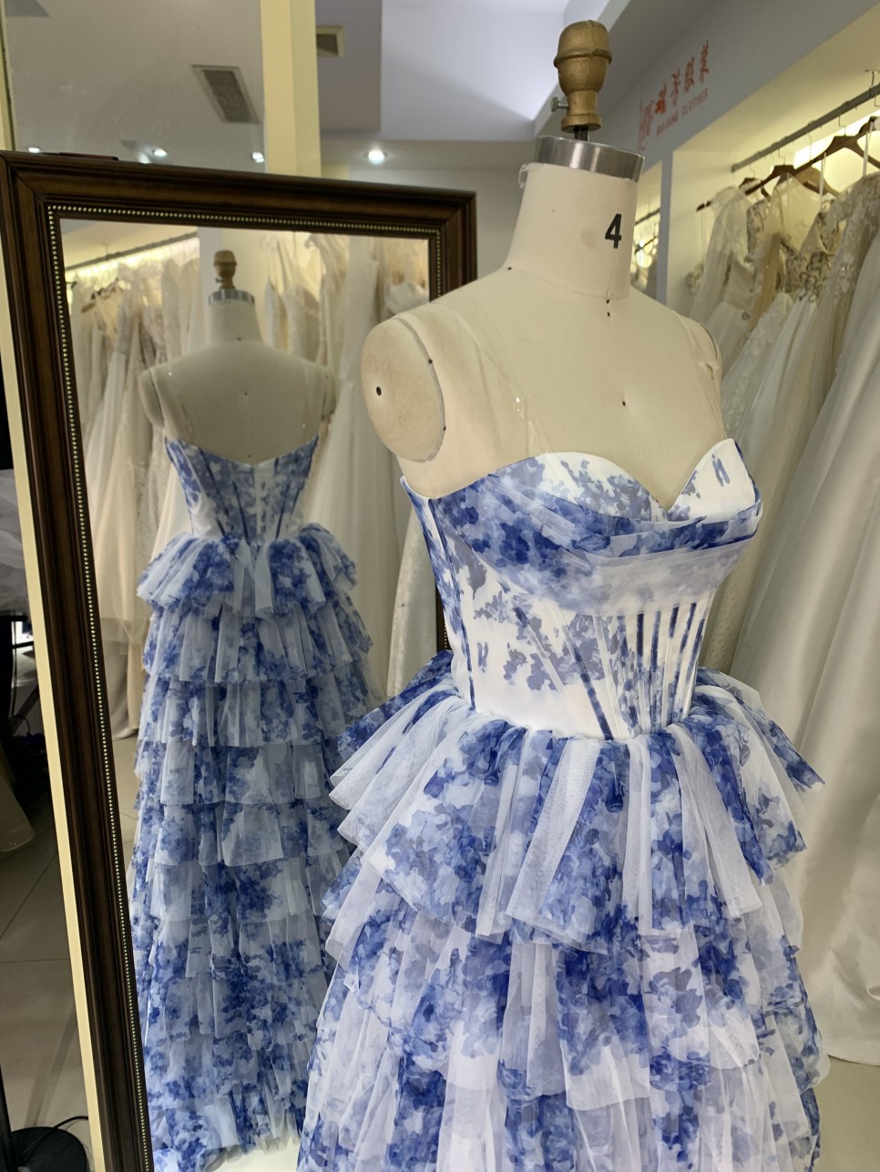 Trending Products Elegant Evening Party Dresses for Women Ruffle Flower Evening Christmas Part Dress for Girl