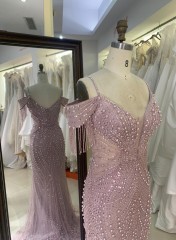 2026 Luxury Spaghetti Strap Floor-Length Mermaid V-Neck Evening Gown with Beaded Embroidery Sequins Crystals Sweep Train