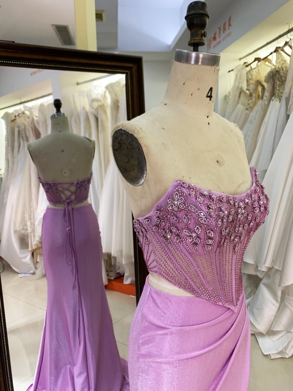 2026 New Design with Beaded Elegant Evening Prom Dress With Lace up Back Sexy Prom Dress