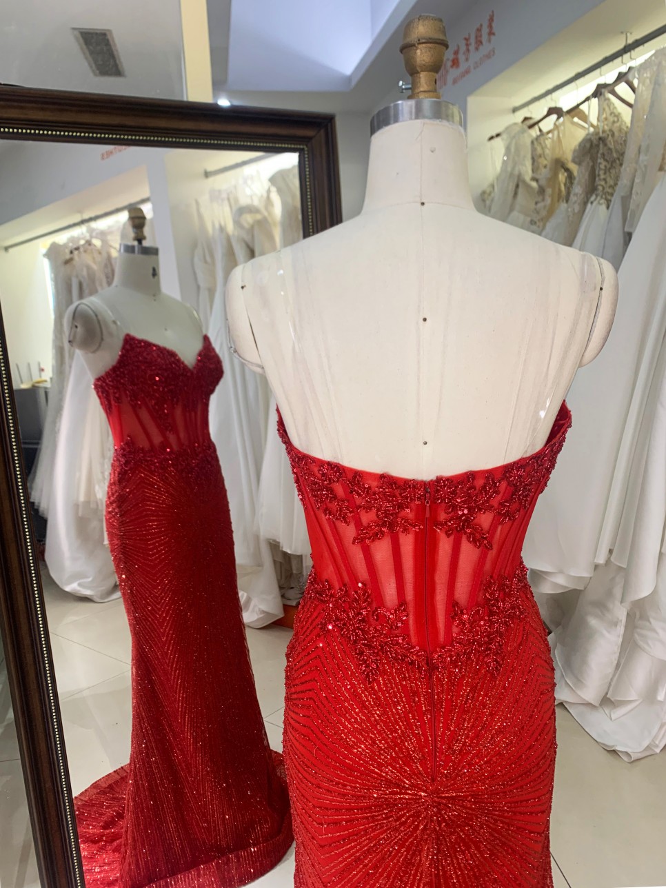 2026 High Quality Chic Hot Pink Laced Bodice Fitted Prom Dress Rhinestone Mermaid Strapless Floor-Length Satin Fabric