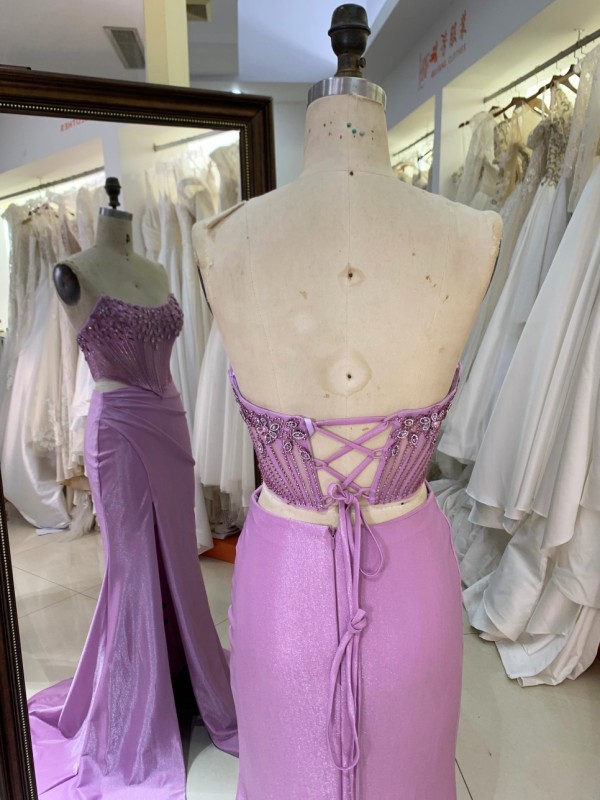 2026 New Design with Beaded Elegant Evening Prom Dress With Lace up Back Sexy Prom Dress